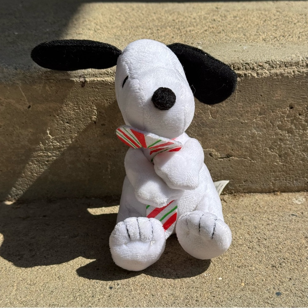 2014 Christmas Snoopy Plush